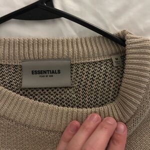 Essentials crew neck size Medium. Sweater